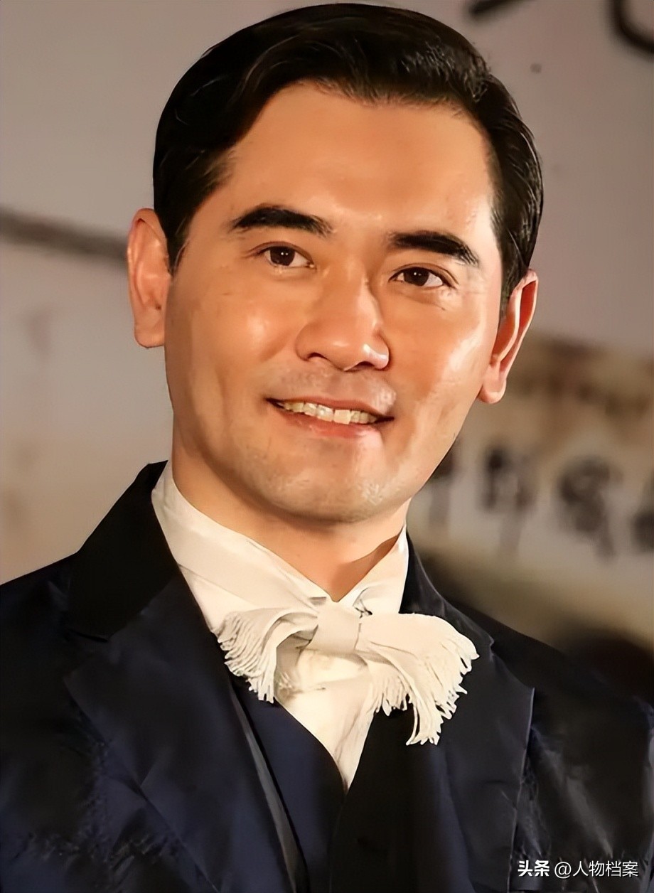娱乐圈大龄青年_大龄男星终身未娶原因 费玉清不婚背后的跨国恋情 赵文瑄原生家庭对婚姻的影响