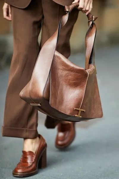 Celine Soft 16 bag_女明星用的包包_Prada Supernova