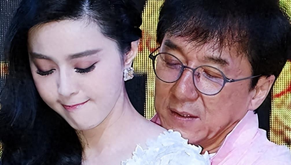形容娱乐圈黑暗的词_娱乐圈黑暗面_明星潜规则内幕