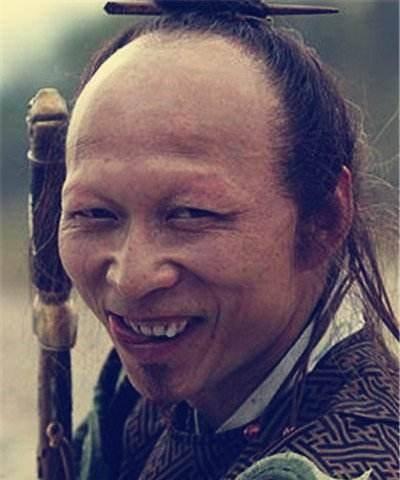 美女野兽组合 娱乐圈丑男美女恋爱故事 娱乐圈颜值与才华反差情侣_娱乐圈最丑男