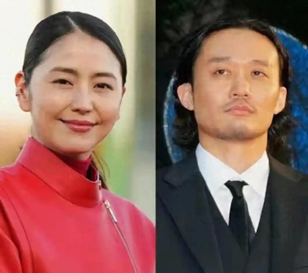 日本四台柱女演员长泽雅美低调结婚，引发公众对演员婚姻与事业选择的讨论