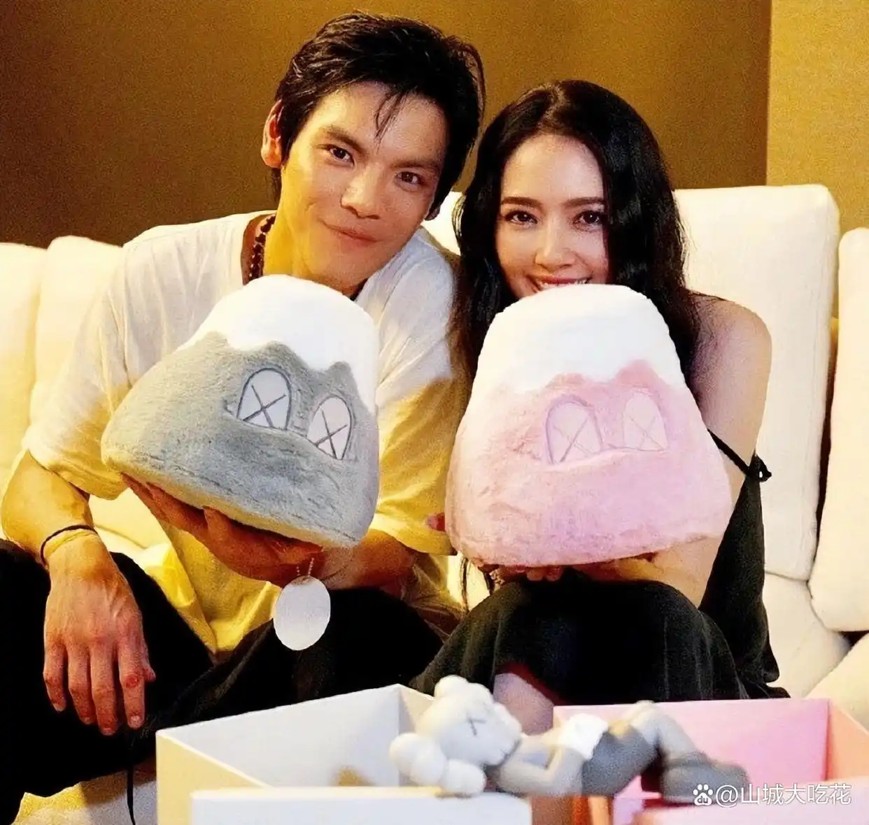 向佐郭碧婷感情真相_向太撮合向佐郭碧婷内幕_娱乐圈谁在追郭碧婷