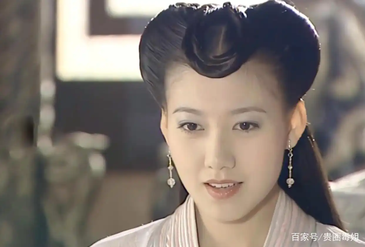大长脸美女 女星大长脸 气质独特大长脸_长方形脸女明星