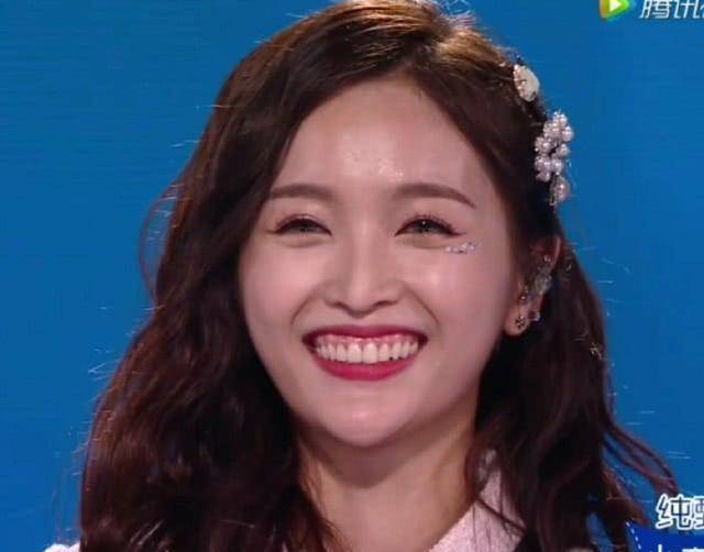 美女整容前后对比_混血女明星鼻子_娱乐圈整容美女